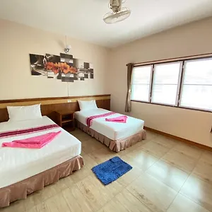 Lotus Hostal