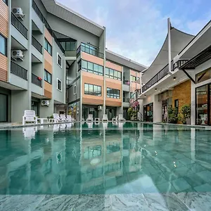 Phuket Airport Place - Sha Hotel Nai Yang Beach